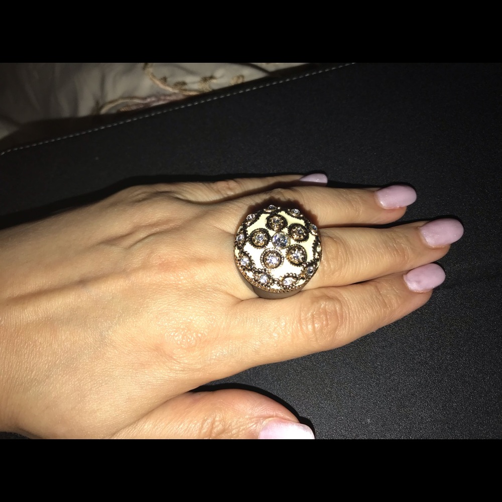 Saks fifth avenue ring